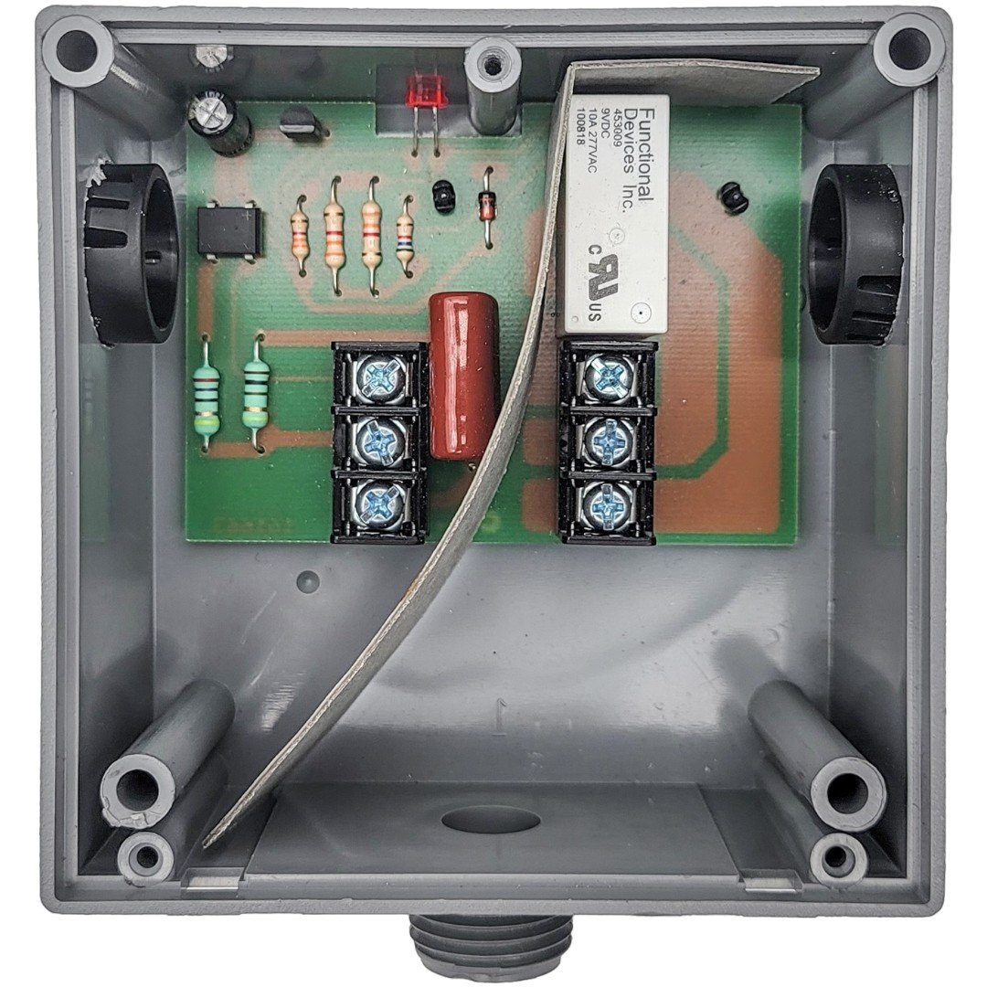 Functional Devices RIBH1CW Enclosed Relay 15A SPDT 10-277VAC, Hi/Low
