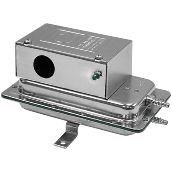 Cleveland Controls AFS-262-112 Pressure Switch, SPDT, Barb, 0.05–2.0" WC, 28470
