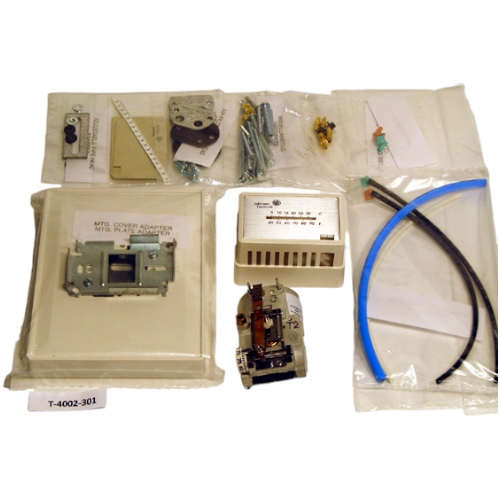 Johnson Controls T-4002-301 DA Pneumatic Thermostat, White, 2 Pipe with Cover